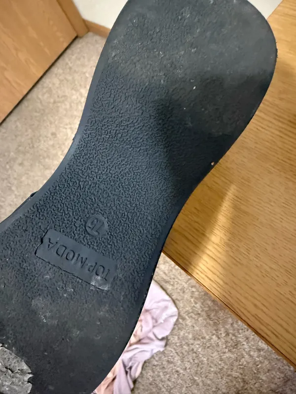 Black Wedges Size 7.5 - Image 6