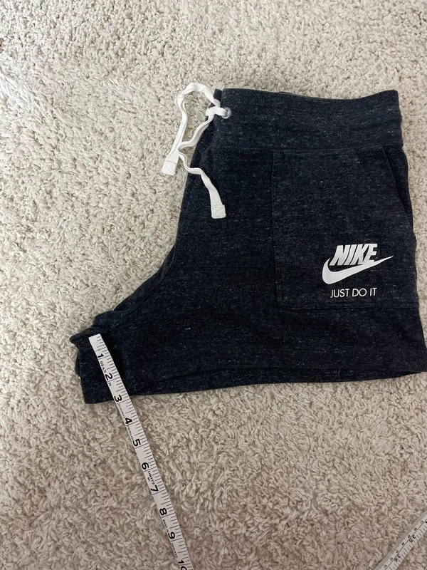 Nike Women's Charcoal Heather Athletic Shorts with White Drawstring - Image 5