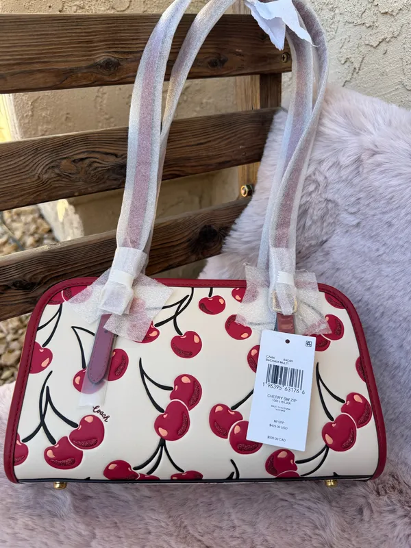 Coach Swing Zip Bag With Cherry Print $425 NWT Cz494 - Image 3