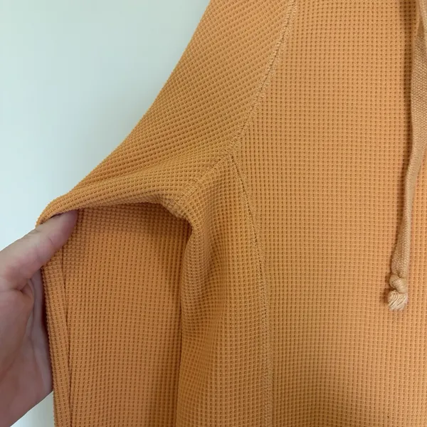 Duluth Womens Thermal Hoodie Large Solid‎ Orange Long Sleeve - Image 2