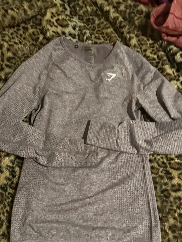 Gymshark Long Sleeve - Image 3