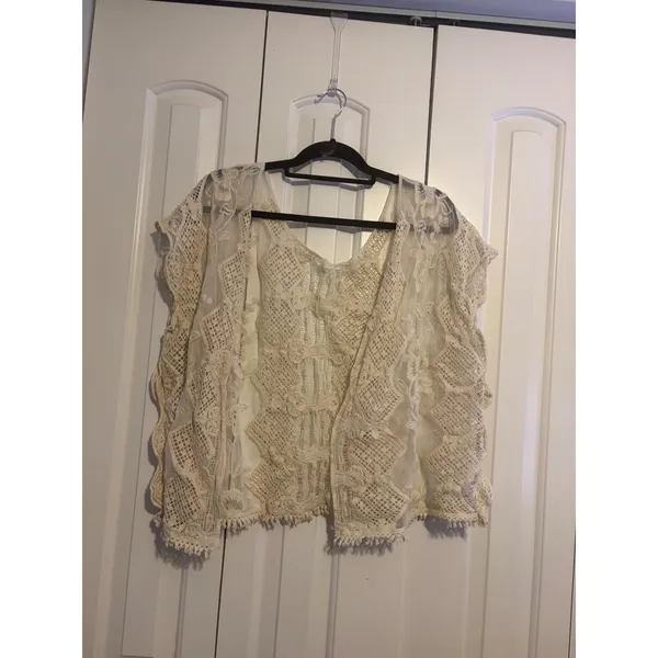 Womens Cream Lace Kimono Vest‎ Boho Crochet Open Front Sleeveless - Image 2