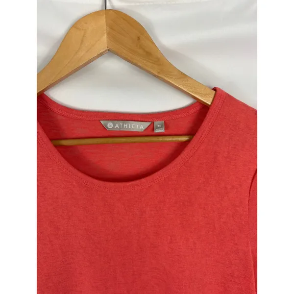 Athleta Coral Pink Short Sleeve Rounded Hem Tshirt Size Medium - Image 2