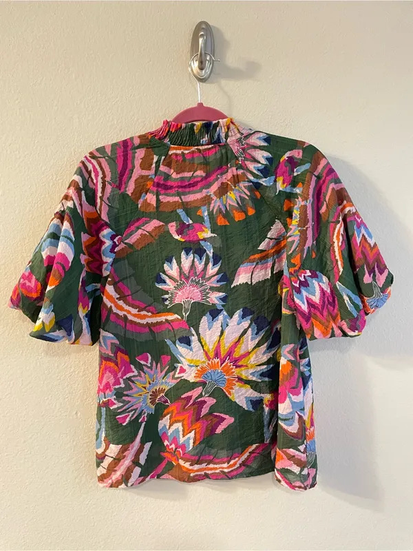 THML Green Floral Ruffle Neck Puff Sleeves Popover Top Size XS - Image 4