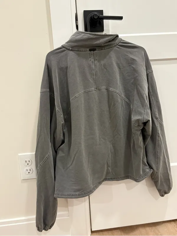 Prana Gray Set Size Small - Image 9