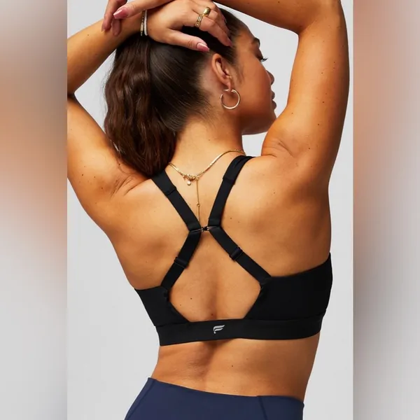 Fabletics All Day Every Day Low Impact Bra - Image 3