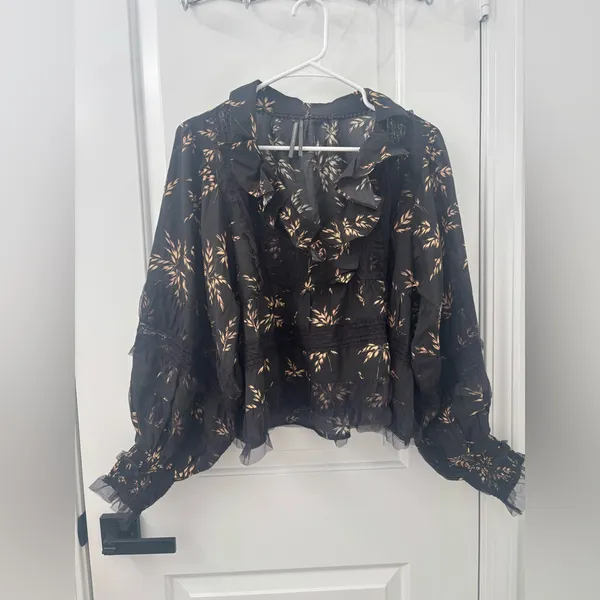 Anthropologie ruffled v neck popover blouse - Image 3