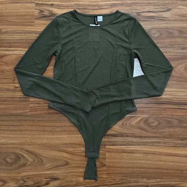 H&M Divided Bodysuit - Image 3