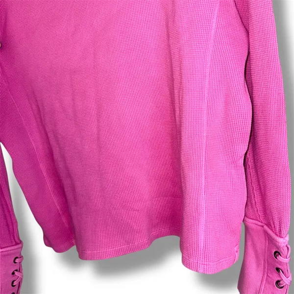 Free People We The Free Pink Waffle Knit Thermal Lace Up Sleeve Top L NWOT - Image 3