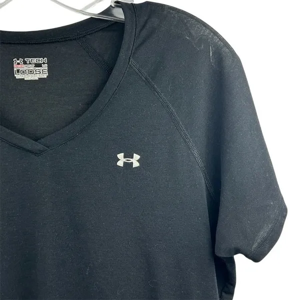 Under Armour Women's Black V-Neck Short Sleeve T-Shirt Size L‎ - Image 3