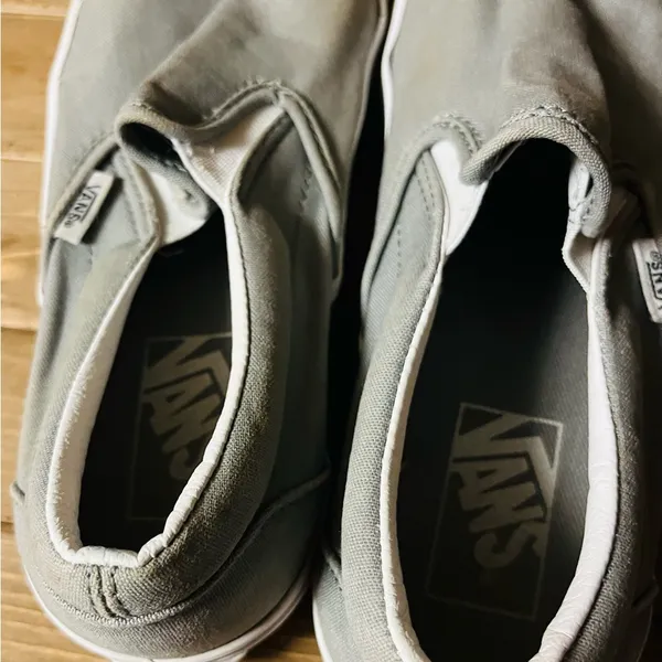 Vans grey slip on men's size 6 women's 7.5 - Image 7