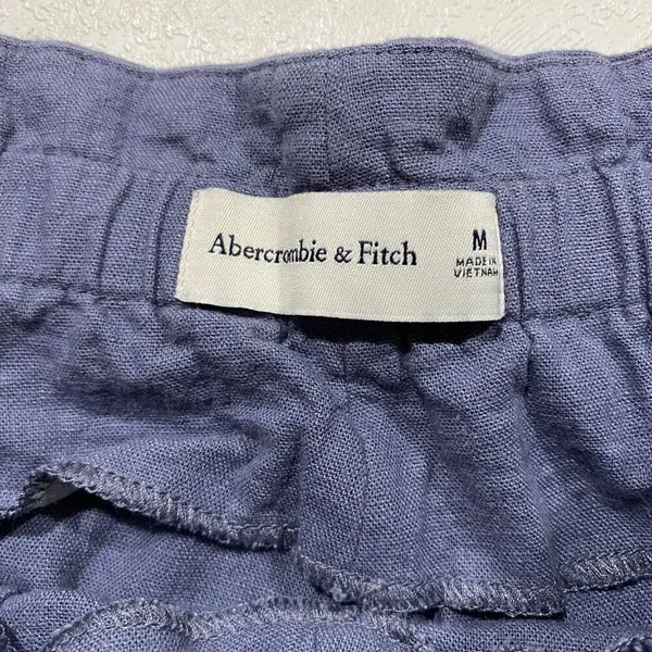 Abercrombie & Fitch Blue Linen Blend Belted Shorts Size M High Rise - Image 4