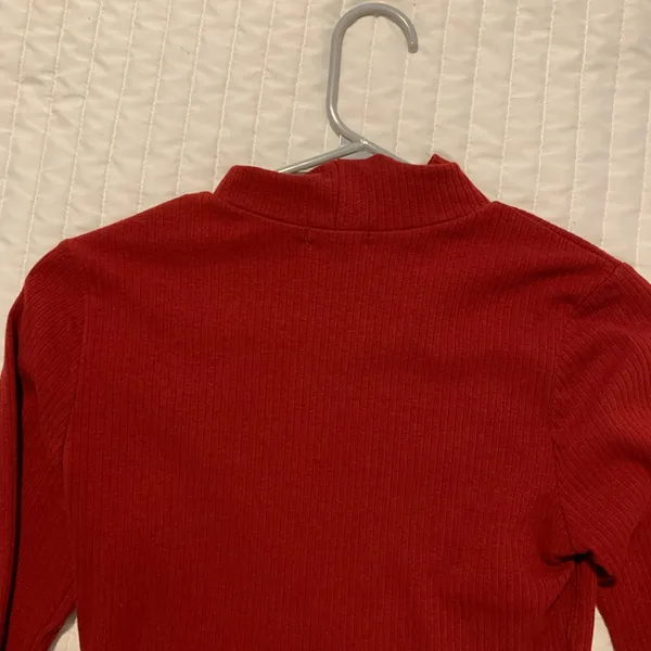 Women's Red Long Sleeve Top Bozzolo Turtle Neck Crop Top Medium EUC - Image 3