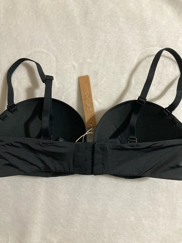 SKIMS Ultímate Strapless Push Up Bra 34C - Image 3