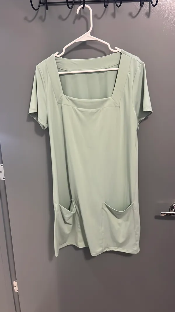 Green dress Size M - Image 2