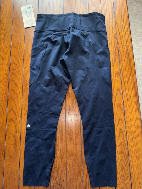 Lululemon Fast & Free With Pockets High Rise 25” Black Size 10 NWT - Image 3