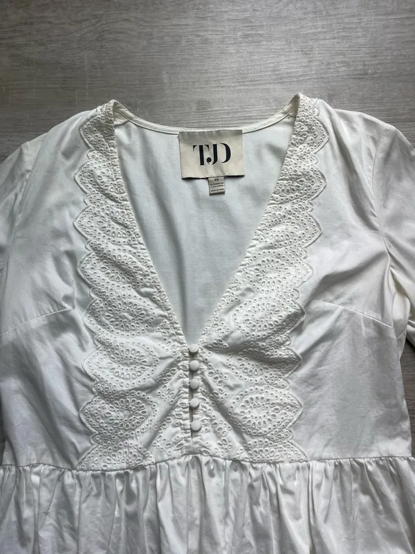 TJD The Jetset Diaries After Forever Embroidered Bell Sleeves Top Size XS - Image 5