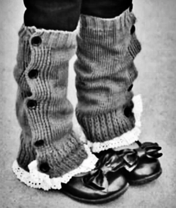 Steve Madden Button Crochet Knit Leg Warmers - Image 5