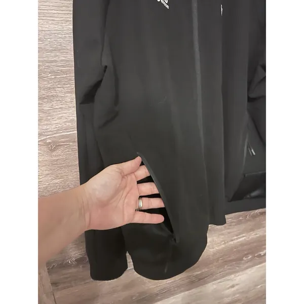 FIGS Jacket 2XL Black Technical Collection Windbreaker Ayla Healthcare Logo - Image 4