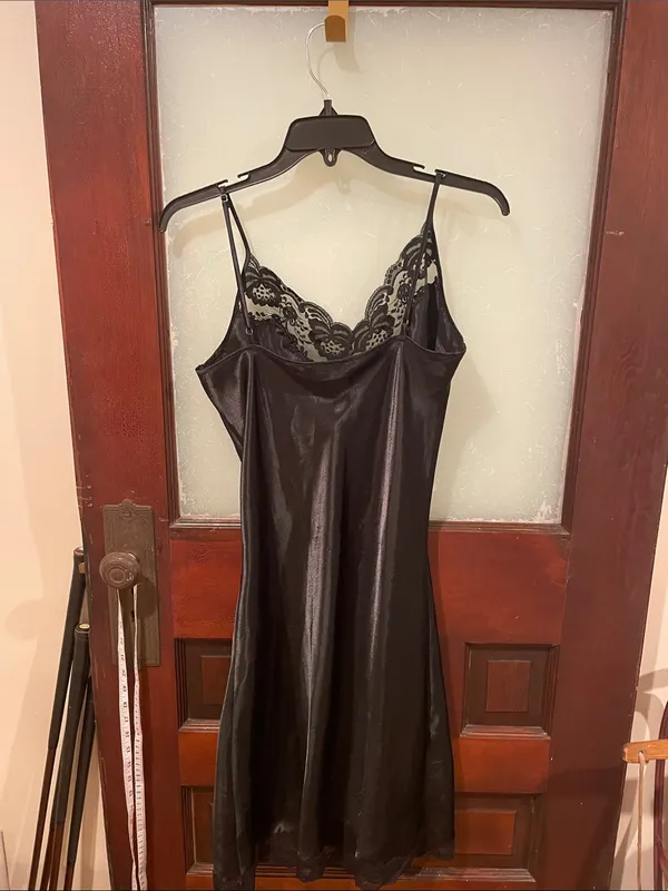 Victoria's Secret Black Satin Lace-Trim Chemise - Image 3