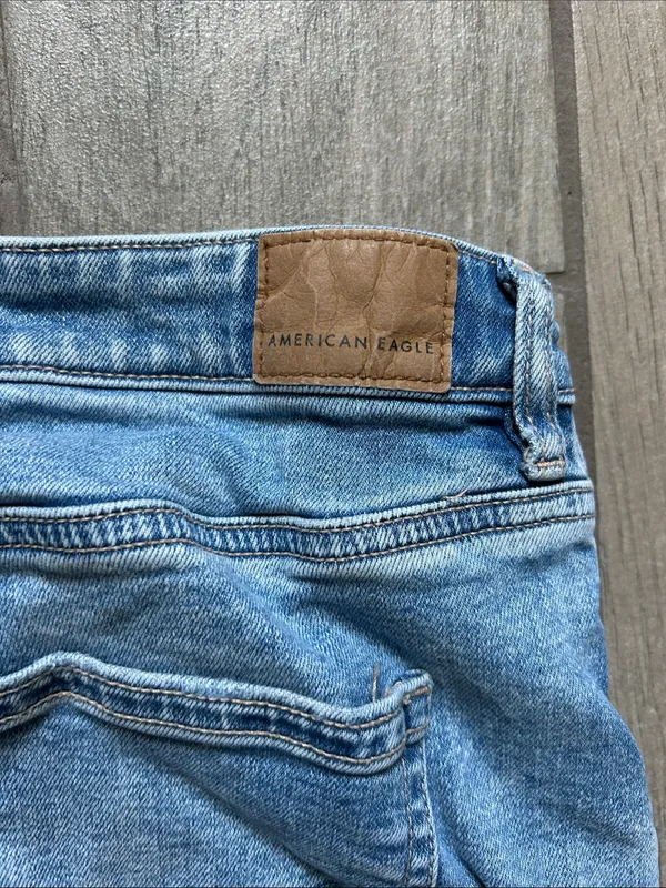 American Eagle Outfitters Light Blue Straight Jeans - Image 5
