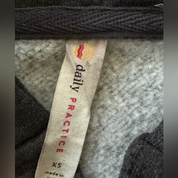 Anthropologie Daily Practice Henley Boxy Oversized Cropped Hooded Sweatshirt xs - Image 10