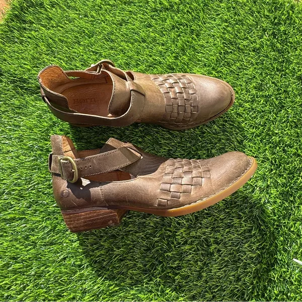 Born Viveka brown leather woven ankle booties Size 10M - Image 7
