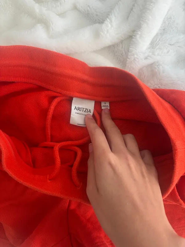 Aritzia Sweatfleece Shorts - Image 2