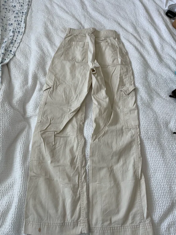 Abercrombie Cargo Pants - Image 2
