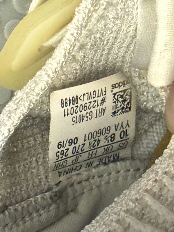 adidas UltraBoost Women’s Sneakers Shoes Size 10 - Image 8