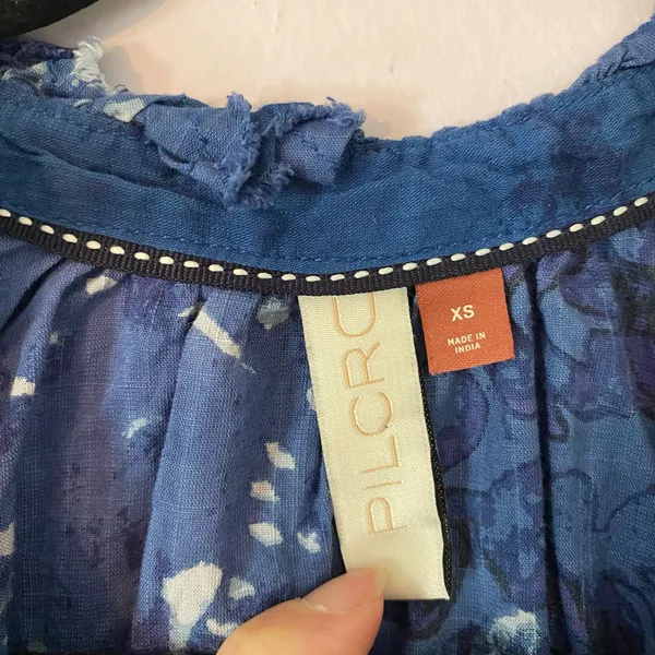 Pilcro Anthropologie Blue Floral Boho Button Down Blouse Cotton Women's size XS - Image 3