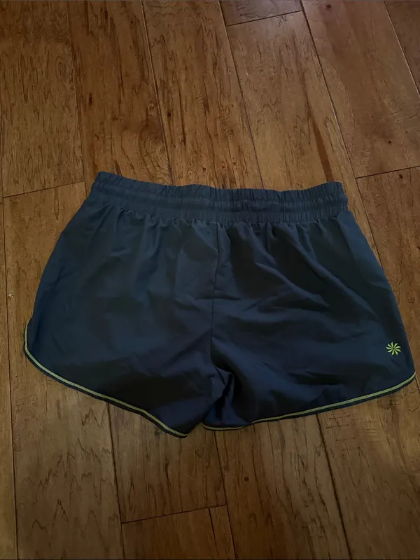 Athleta Navy Athletic Shorts with Neon Yellow Trim - Image 3