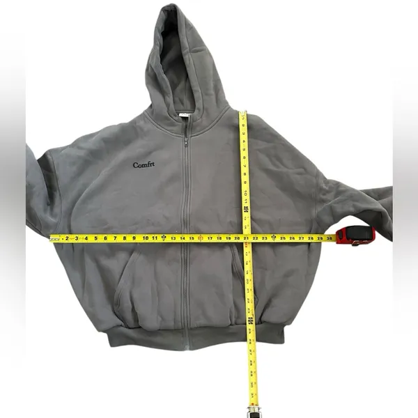 Comfrt Cloud Zip Hoodie size medium wolf grey - Image 4