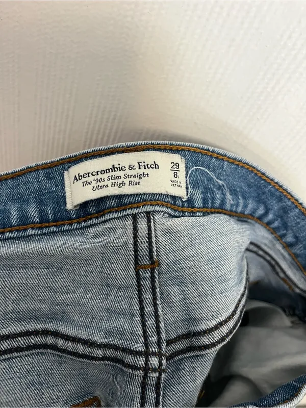 Abercrombie & Fitch Light Blue High-Rise Frayed Hem Jean Shorts - Image 6