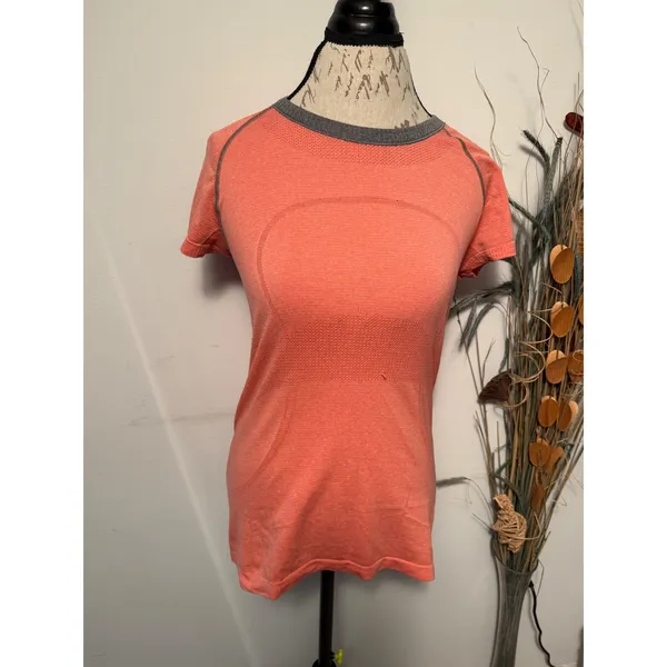Lululemon Swiftly Tech Short Sleeve Crew Coral Orange Grey Size 10‎ R636 - Image 2