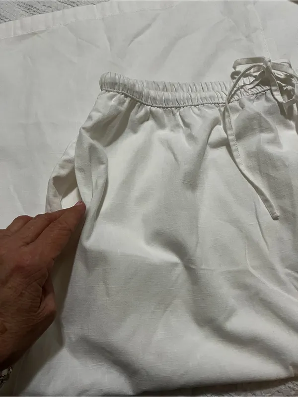 Universal Threads White Cotton Poplin Midi Skirt with Side Slits and pockets Sz M - Image 6