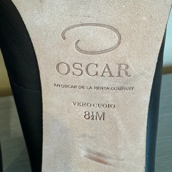 Oscar de la Renta Black Leather Shoes Size 8.5 Dressy Casual Heels Pumps‎ Office - Image 9