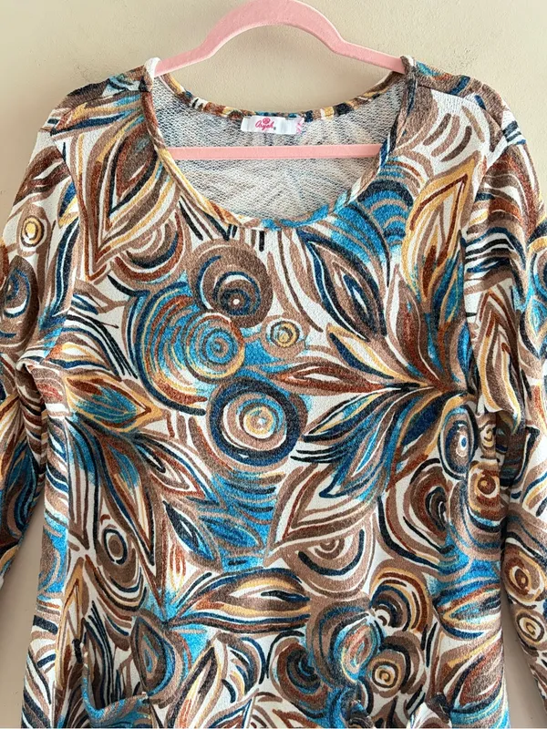 ARYEH‎ 60s/70s Inspired Boho Abstract Floral Print Long-Sleeve Knit Shift Dress - Image 2