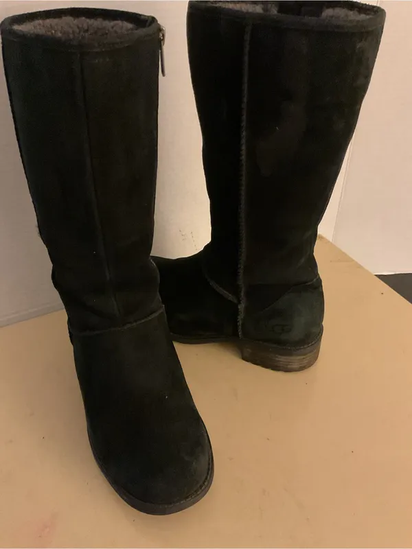 UGG women black suede tall mid calf Linford boots US 6 - Image 8