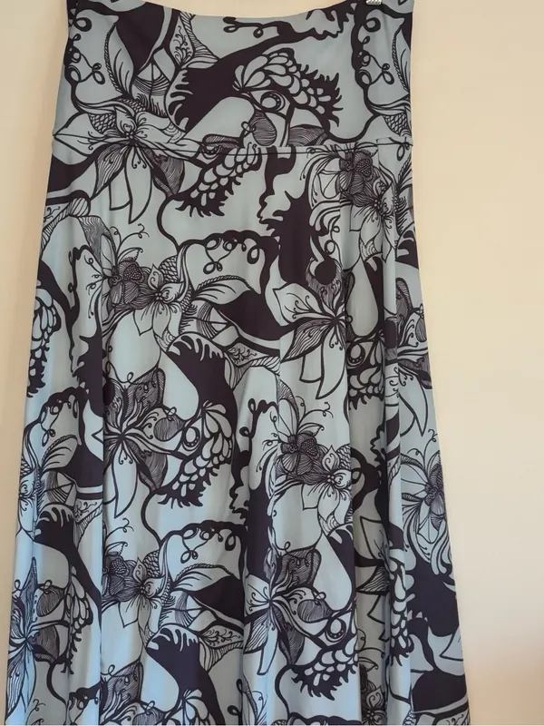 Patagonia Blue Black Floral Print Stretchy W's Morning Glory Skirt - Image 6
