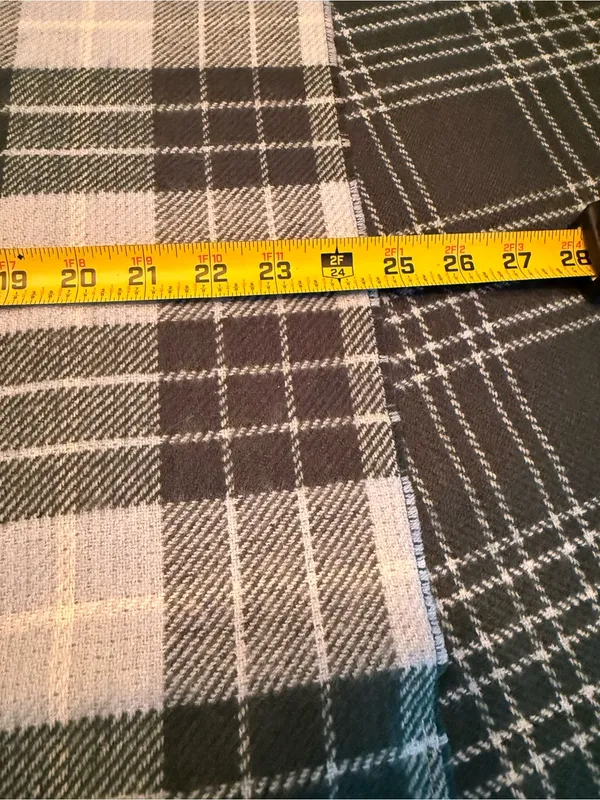 J.CREW Women's Green Gray Plaid Fringe Knit Acrylic Wrap Scarf - Image 11