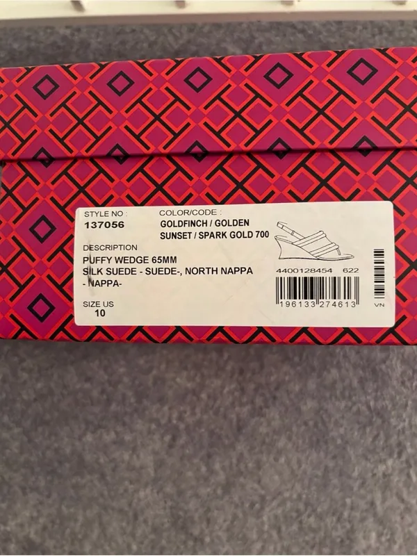 Authentic Tory Burch Yellow Leather Slingback Mules with Metallic Trim Size 10M - Image 6