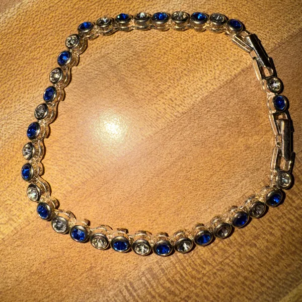Vintage Avon tennis bracelet - Image 5