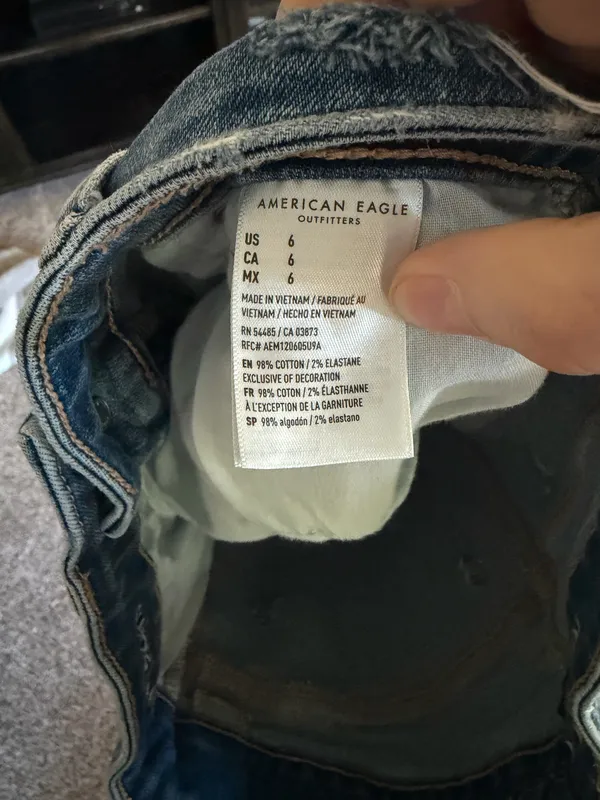 American Eagle Jena Shorts - Image 4