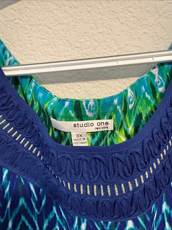 Sleeveless Blue-Green Patterned Maxi Dress 3x with tie waist - Image 2