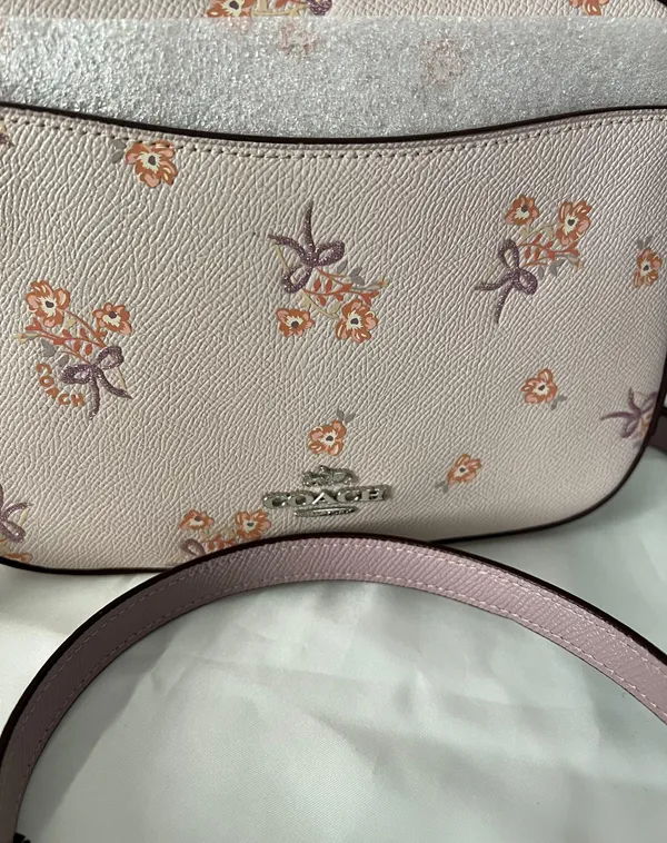 Coach Camera Bag With Floral Bow Print - Image 7