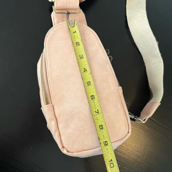 Stylish Pink Crossbody Bag‎ - Image 2