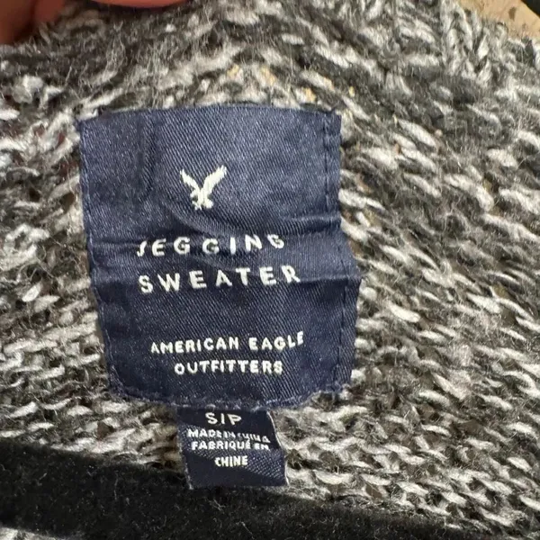 American Eagle Wool Blend Colorful Fair Isle Knit Winter Sweater Small - Image 3