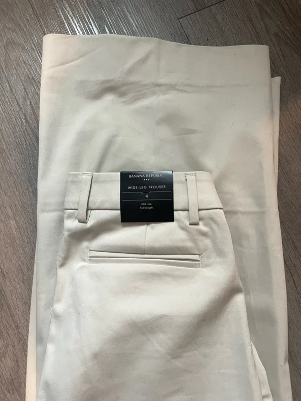Banana Republic Wide Leg Trousers - Image 5