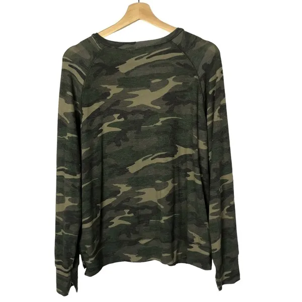 LNA Green Crew Neck Camo Long Sleeve T-Shirt‎ L - Image 2